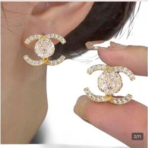 Gold & white crystal CC earrings studs #luxury #glamour #earrings